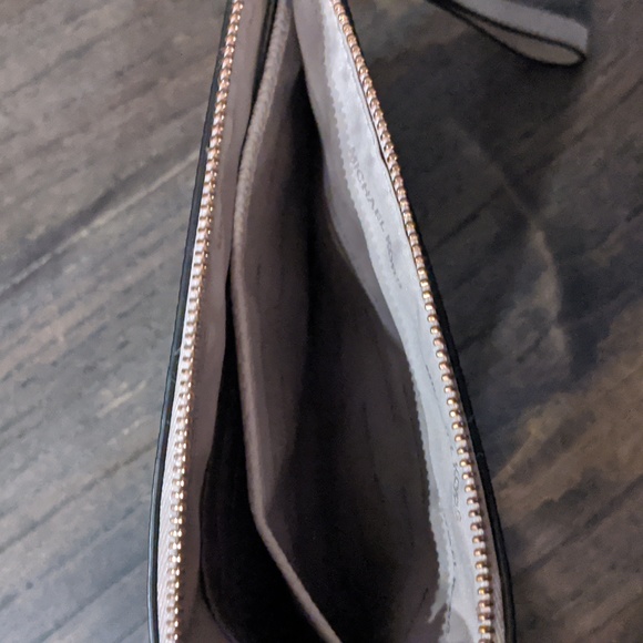 Michael Kors Clutch/Wristlet - Picture 3 of 6